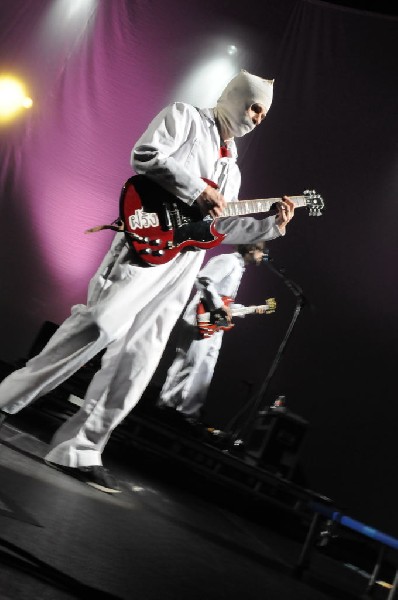 Weezer at the Frank Erwin Center