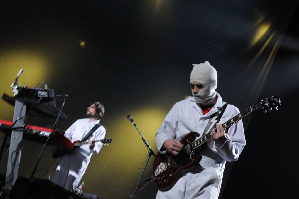 Weezer at the Frank Erwin Center