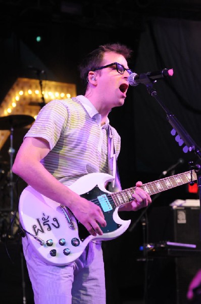 Weezer at Stubb's BarBQ, Austin, Texas 06/06/11 - photo by Jeff Barringer