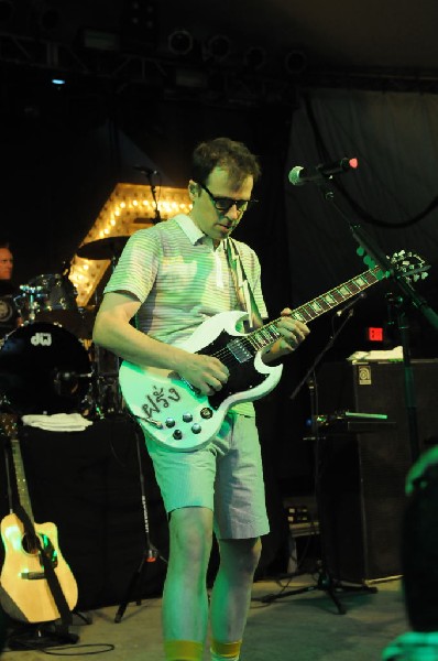 Weezer at Stubb's BarBQ, Austin, Texas 06/06/11 - photo by Jeff Barringer