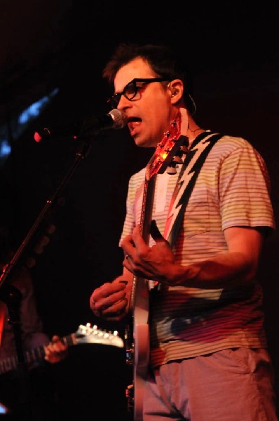 Weezer at Stubb's BarBQ, Austin, Texas 06/06/11 - photo by Jeff Barringer