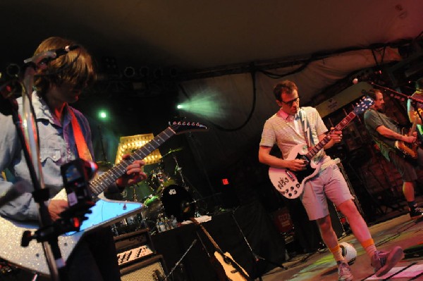 Weezer at Stubb's BarBQ, Austin, Texas 06/06/11 - photo by Jeff Barringer