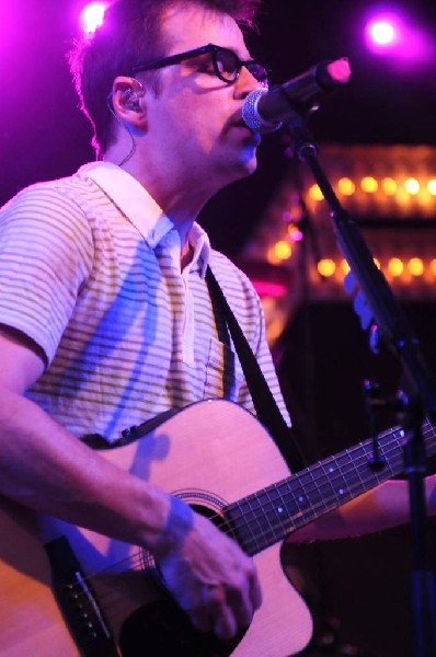 Weezer at Stubb's BarBQ, Austin, Texas 06/06/11 - photo by Jeff Barringer