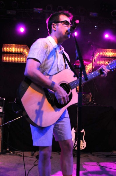 Weezer at Stubb's BarBQ, Austin, Texas 06/06/11 - photo by Jeff Barringer