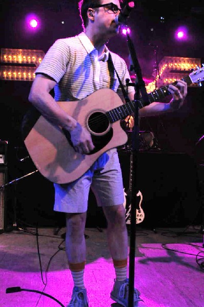 Weezer at Stubb's BarBQ, Austin, Texas 06/06/11 - photo by Jeff Barringer