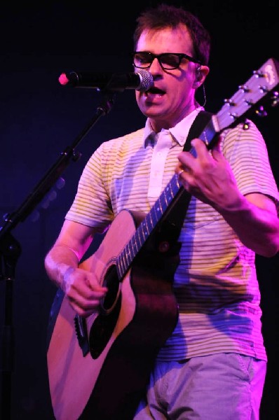 Weezer at Stubb's BarBQ, Austin, Texas 06/06/11 - photo by Jeff Barringer