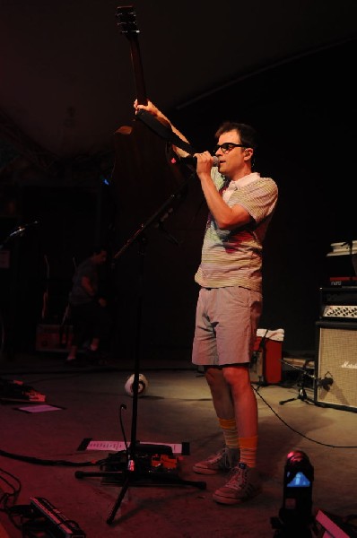 Weezer at Stubb's BarBQ, Austin, Texas 06/06/11 - photo by Jeff Barringer