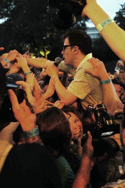 Weezer at Stubb's BarBQ, Austin, Texas 06/06/11 - photo by Jeff Barringer