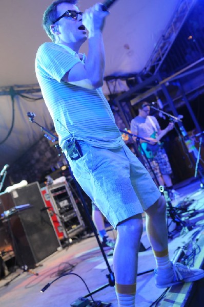 Weezer at Stubb's BarBQ, Austin, Texas 06/06/11 - photo by Jeff Barringer