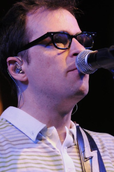 Weezer at Stubb's BarBQ, Austin, Texas 06/06/11 - photo by Jeff Barringer