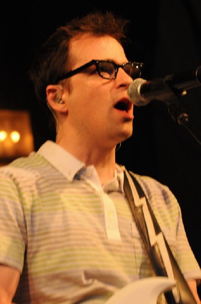 Weezer at Stubb's BarBQ, Austin, Texas 06/06/11 - photo by Jeff Barringer