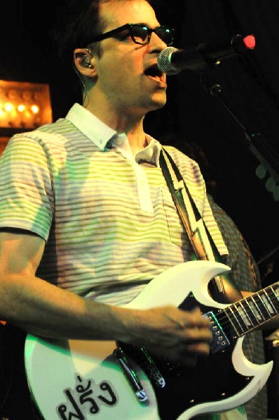 Weezer at Stubb's BarBQ, Austin, Texas 06/06/11 - photo by Jeff Barringer