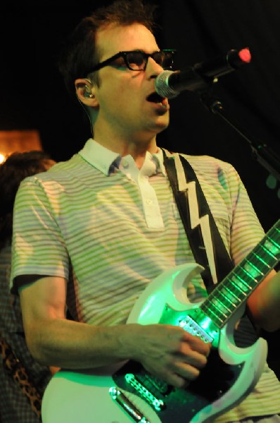 Weezer at Stubb's BarBQ, Austin, Texas 06/06/11 - photo by Jeff Barringer