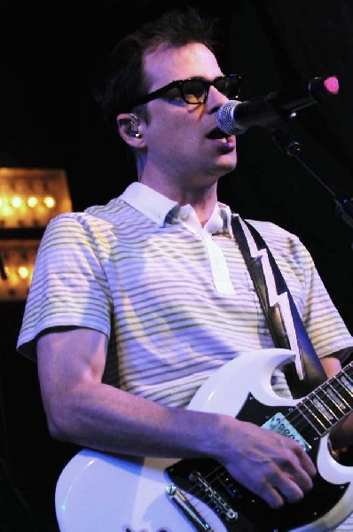 Weezer at Stubb's BarBQ, Austin, Texas 06/06/11 - photo by Jeff Barringer