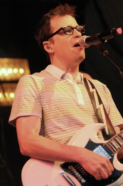 Weezer at Stubb's BarBQ, Austin, Texas 06/06/11 - photo by Jeff Barringer