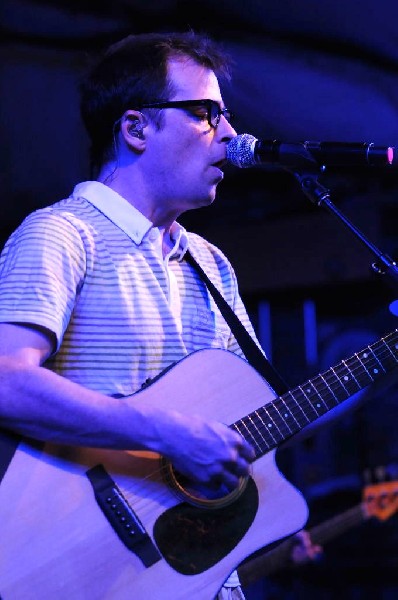 Weezer at Stubb's BarBQ, Austin, Texas 06/06/11 - photo by Jeff Barringer