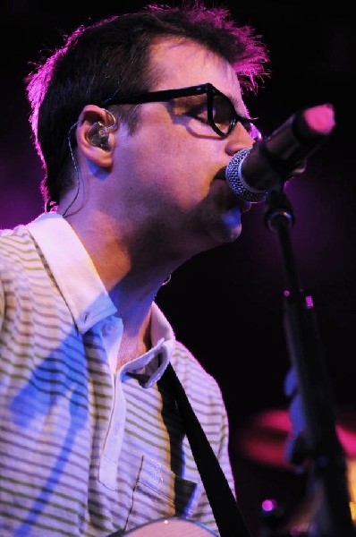 Weezer at Stubb's BarBQ, Austin, Texas 06/06/11 - photo by Jeff Barringer