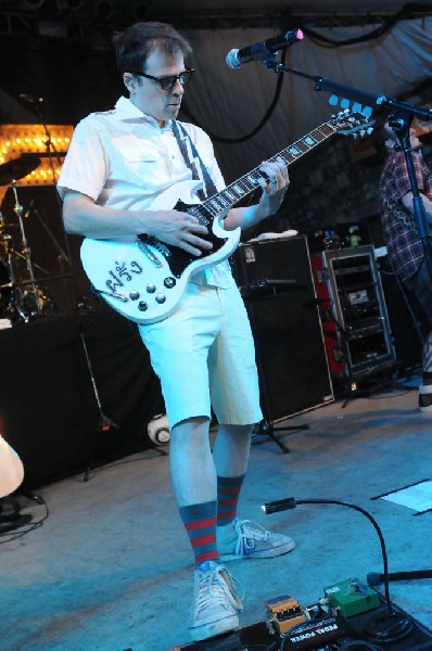 Weezer at Stubb's BarBQ, Austin, Texas 06/07/11 - photo by Jeff Barringer