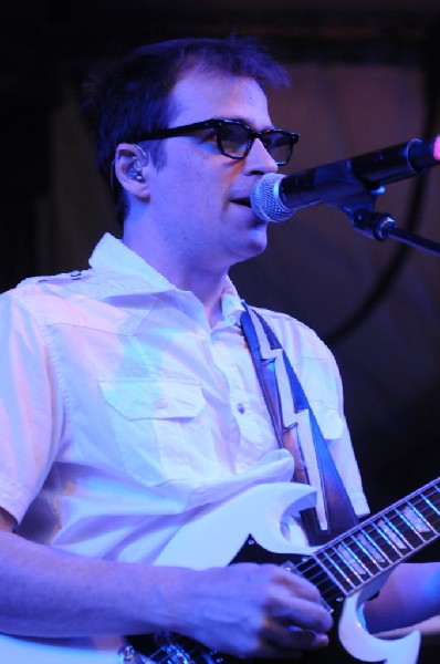 Weezer at Stubb's BarBQ, Austin, Texas 06/07/11 - photo by Jeff Barringer