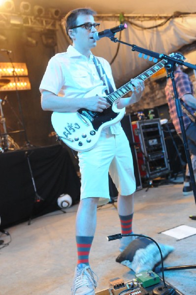 Weezer at Stubb's BarBQ, Austin, Texas 06/07/11 - photo by Jeff Barringer