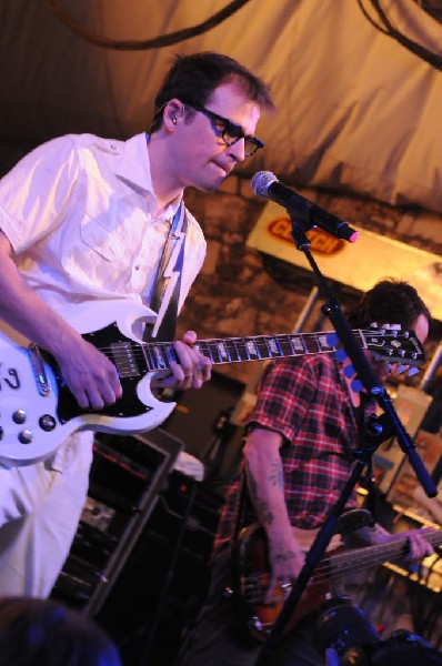 Weezer at Stubb's BarBQ, Austin, Texas 06/07/11 - photo by Jeff Barringer