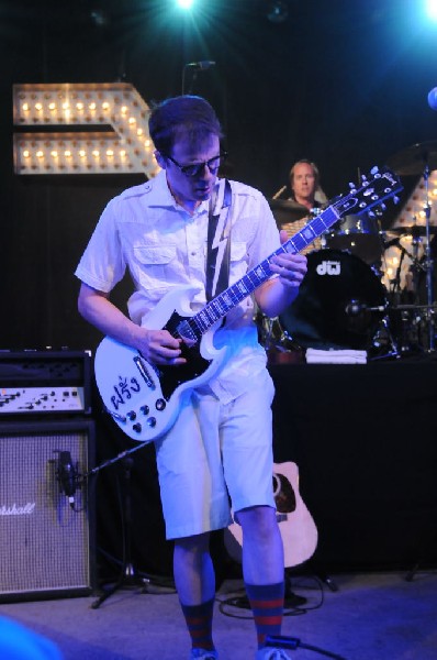 Weezer at Stubb's BarBQ, Austin, Texas 06/07/11 - photo by Jeff Barringer