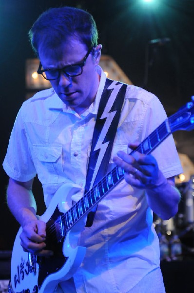 Weezer at Stubb's BarBQ, Austin, Texas 06/07/11 - photo by Jeff Barringer