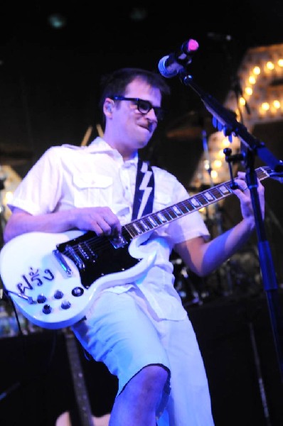 Weezer at Stubb's BarBQ, Austin, Texas 06/07/11 - photo by Jeff Barringer