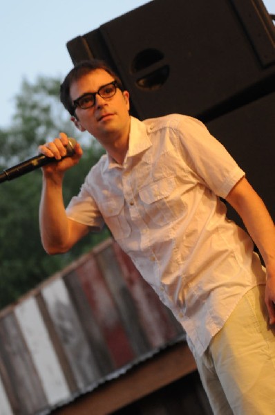 Weezer at Stubb's BarBQ, Austin, Texas 06/07/11 - photo by Jeff Barringer