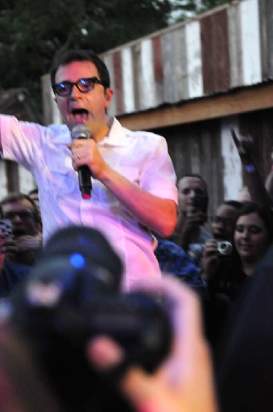 Weezer at Stubb's BarBQ, Austin, Texas 06/07/11 - photo by Jeff Barringer