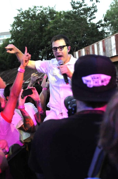 Weezer at Stubb's BarBQ, Austin, Texas 06/07/11 - photo by Jeff Barringer