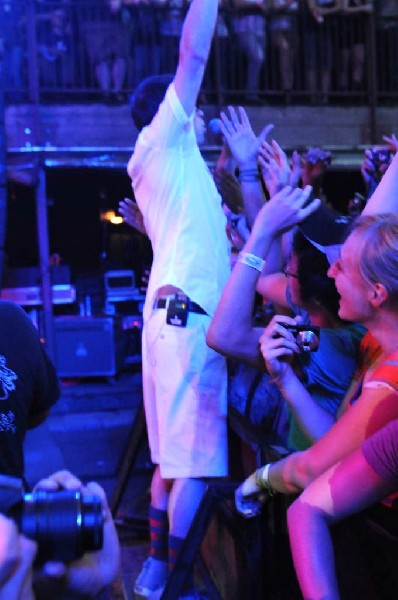 Weezer at Stubb's BarBQ, Austin, Texas 06/07/11 - photo by Jeff Barringer