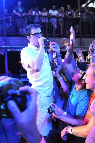 Weezer at Stubb's BarBQ, Austin, Texas 06/07/11 - photo by Jeff Barringer