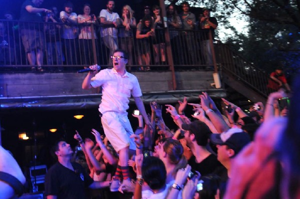 Weezer at Stubb's BarBQ, Austin, Texas 06/07/11 - photo by Jeff Barringer