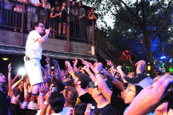 Weezer at Stubb's BarBQ, Austin, Texas 06/07/11 - photo by Jeff Barringer