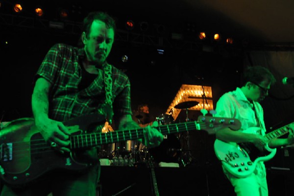 Weezer at Stubb's BarBQ, Austin, Texas 06/07/11 - photo by Jeff Barringer