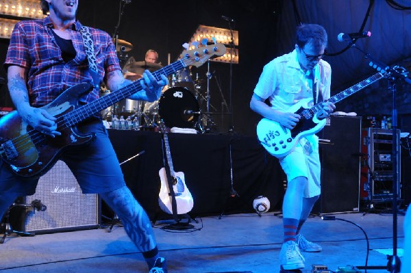 Weezer at Stubb's BarBQ, Austin, Texas 06/07/11 - photo by Jeff Barringer