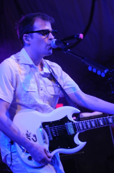 Weezer at Stubb's BarBQ, Austin, Texas 06/07/11 - photo by Jeff Barringer