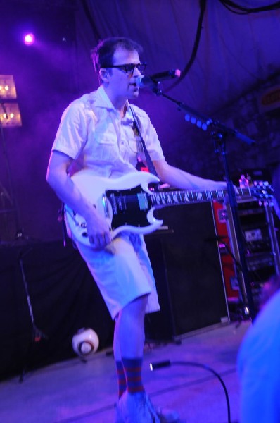 Weezer at Stubb's BarBQ, Austin, Texas 06/07/11 - photo by Jeff Barringer