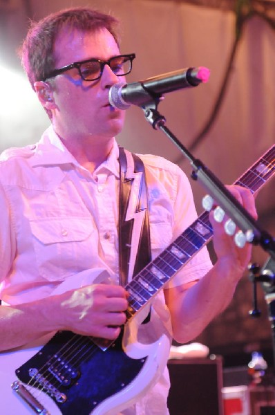 Weezer at Stubb's BarBQ, Austin, Texas 06/07/11 - photo by Jeff Barringer