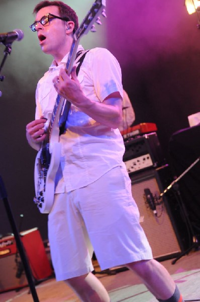 Weezer at Stubb's BarBQ, Austin, Texas 06/07/11 - photo by Jeff Barringer