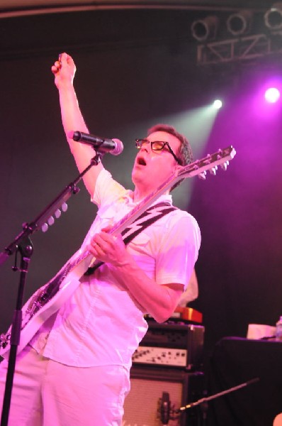 Weezer at Stubb's BarBQ, Austin, Texas 06/07/11 - photo by Jeff Barringer