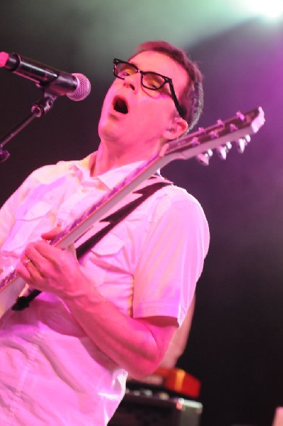 Weezer at Stubb's BarBQ, Austin, Texas 06/07/11 - photo by Jeff Barringer