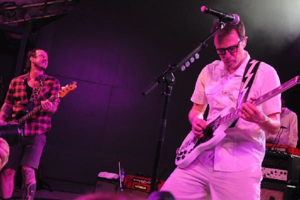 Weezer at Stubb's BarBQ, Austin, Texas 06/07/11 - photo by Jeff Barringer