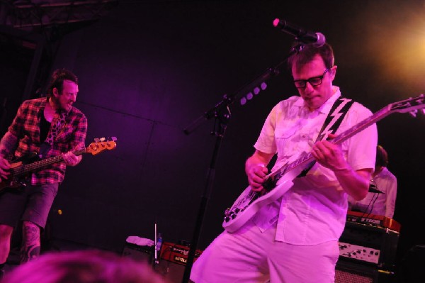 Weezer at Stubb's BarBQ, Austin, Texas 06/07/11 - photo by Jeff Barringer