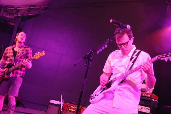 Weezer at Stubb's BarBQ, Austin, Texas 06/07/11 - photo by Jeff Barringer