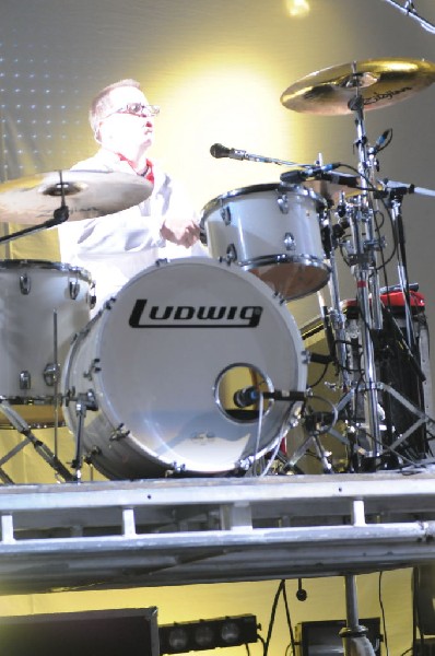 Weezer at the Frank Erwin Center