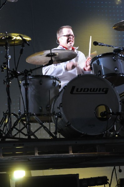 Weezer at the Frank Erwin Center