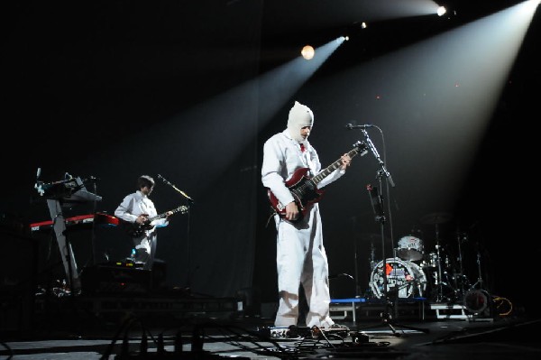 Weezer at the Frank Erwin Center