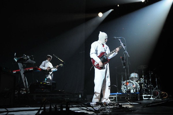 Weezer at the Frank Erwin Center